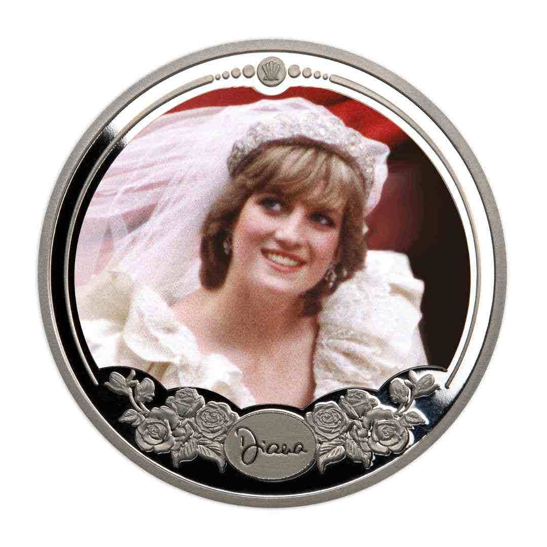 Diana, Portraits of a Princess Commemorative Trio in Collection Folder - Image 2