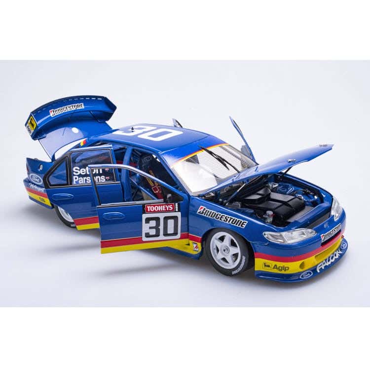 Ford EF Falcon - 1995 Bathurst 1000 - #30 Seton / Parsons - 1:18 Scale Diecast Model Car - Image 2