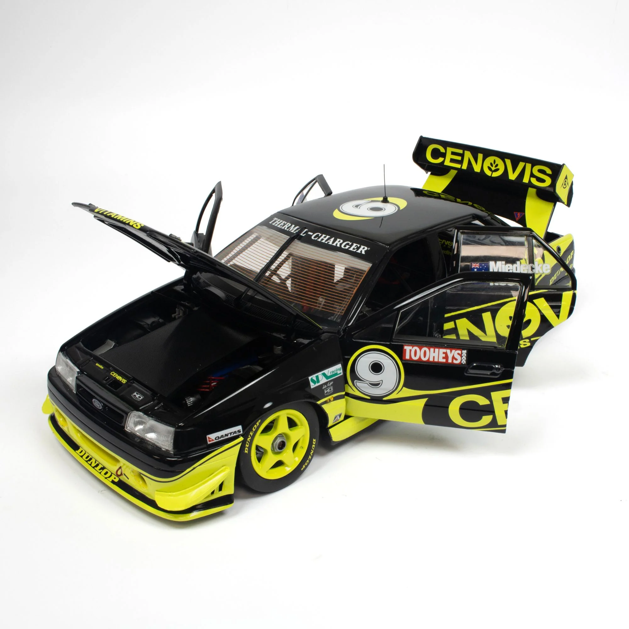 FORD FALCON EB - ALLAN MOFFAT RACING - ANDREW MIEDECKE/MARK NOSKE #9 - 1995 BATHURST 1000 - 1:18 Scale Diecast Model Car - Image 7