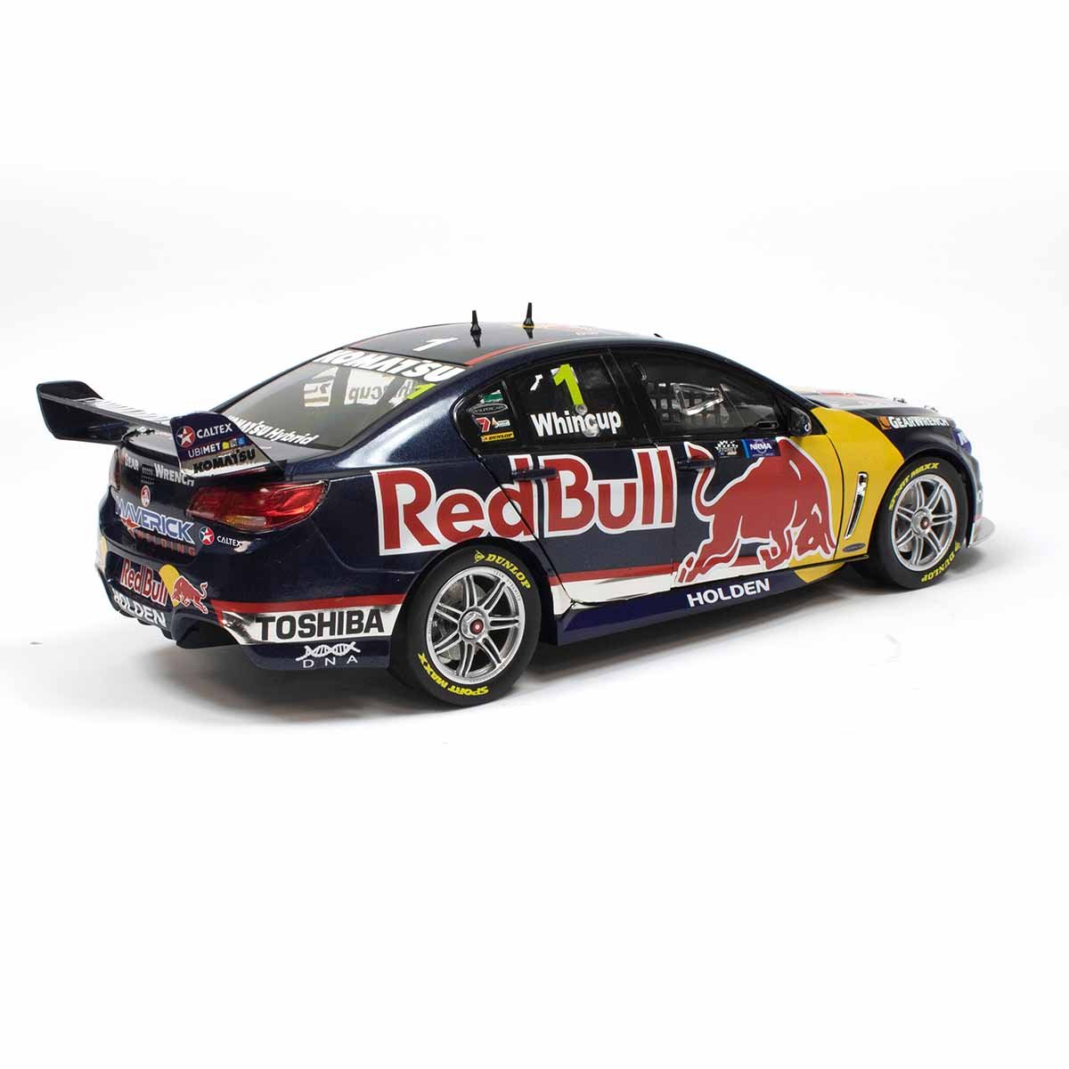 HOLDEN VF COMMODORE - RED BULL HOLDEN RACING #1 - WHINCUP - 2013 CHAMPIONSHIP WINNER - Sydney NRMA Motoring & Services 500 - 1:18 Scale Diecast Model Car - Image 7