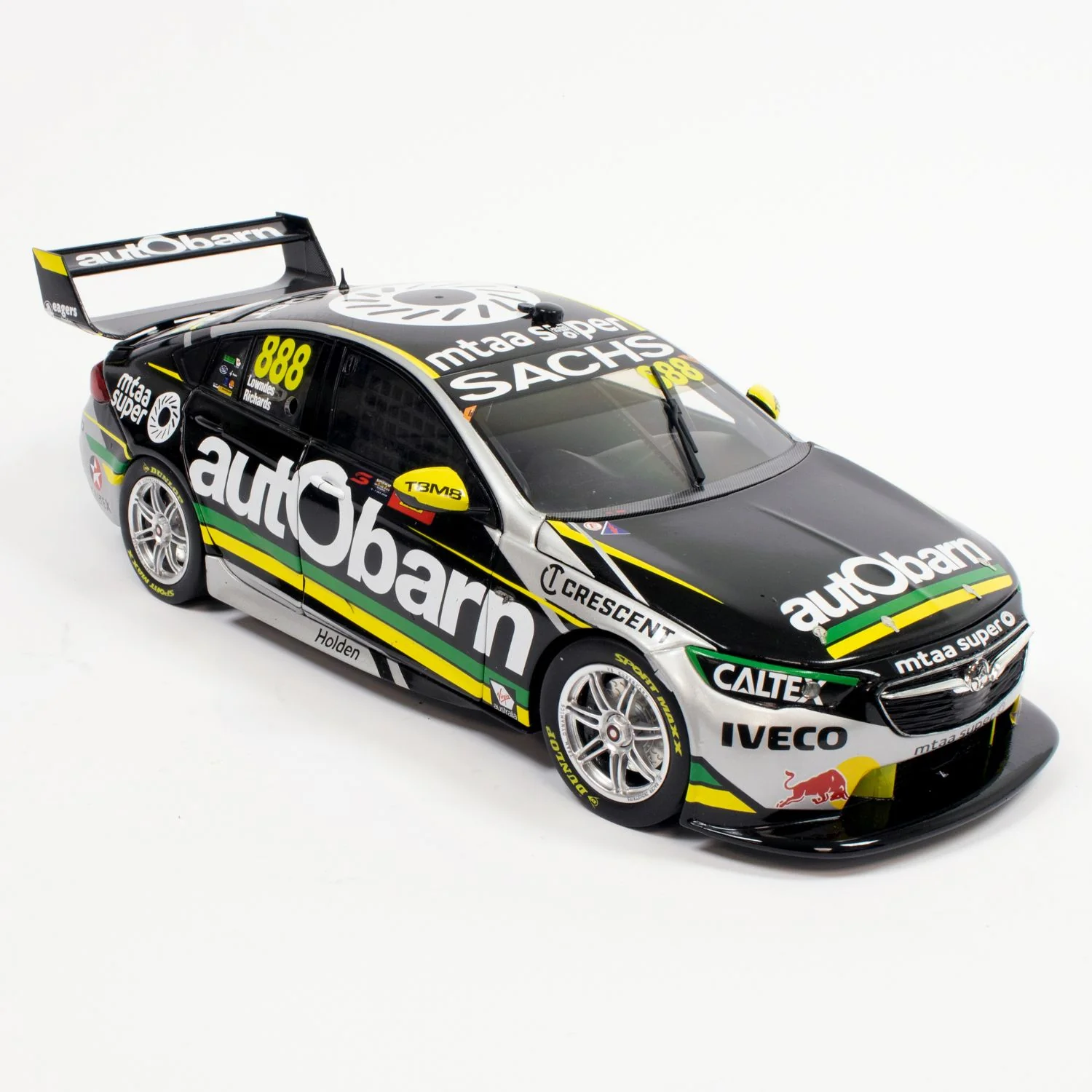 HOLDEN ZB COMMODORE - AUTOBARN LOWNDES RACING - CRAIG LOWNDES/STEVEN RICHARDS #888 - 2018 - BATHURST 1000 - WINNER - 1:18 Scale Diecast Model Car - Image 3