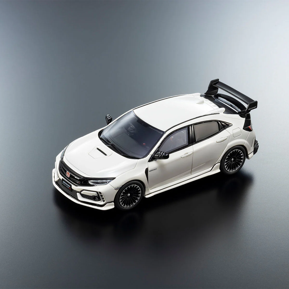 Honda Civic Type R Mugen (White) - 1:43 Scale Resin Model Car - Image 11