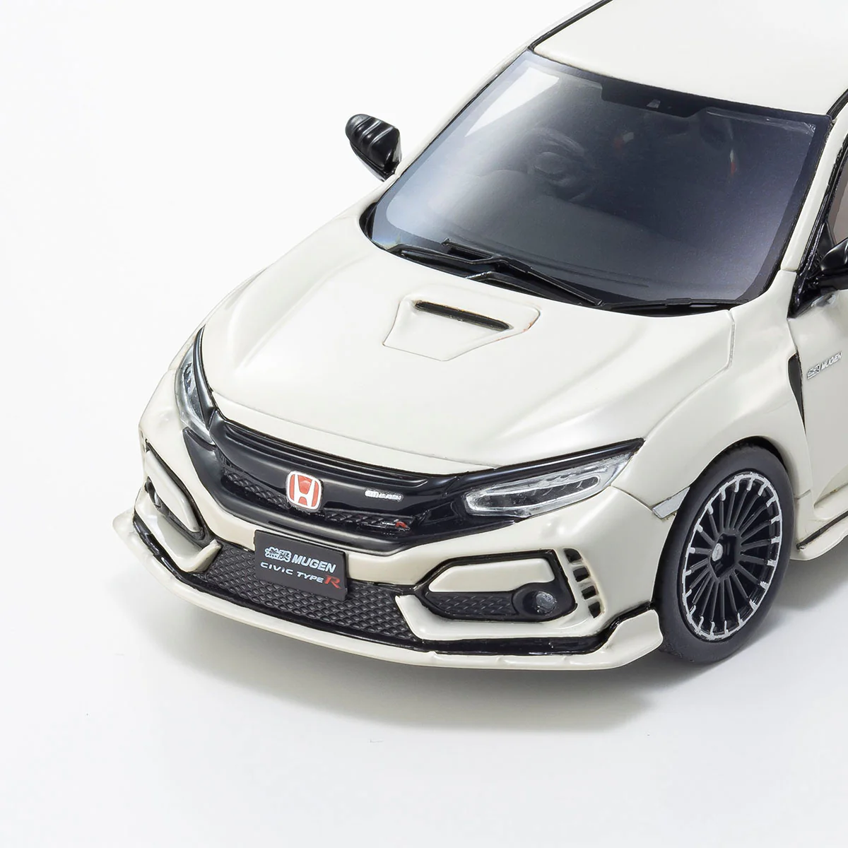 Honda Civic Type R Mugen (White) - 1:43 Scale Resin Model Car - Image 6