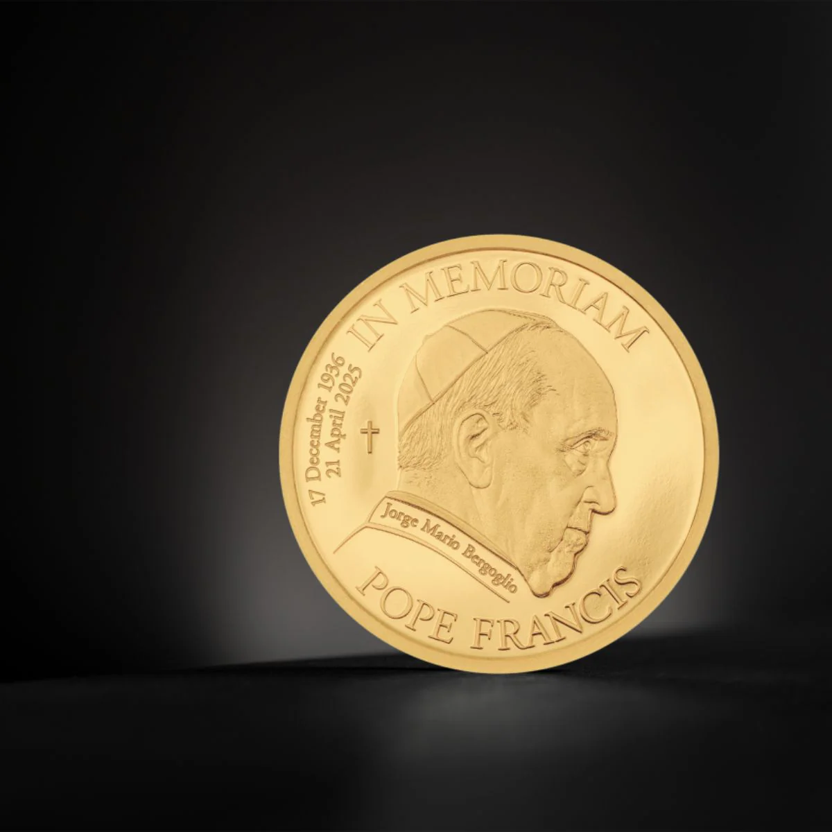 In Memoriam Pope Francis 2025 $5 0.5g Gold Proof Coin - Image 3