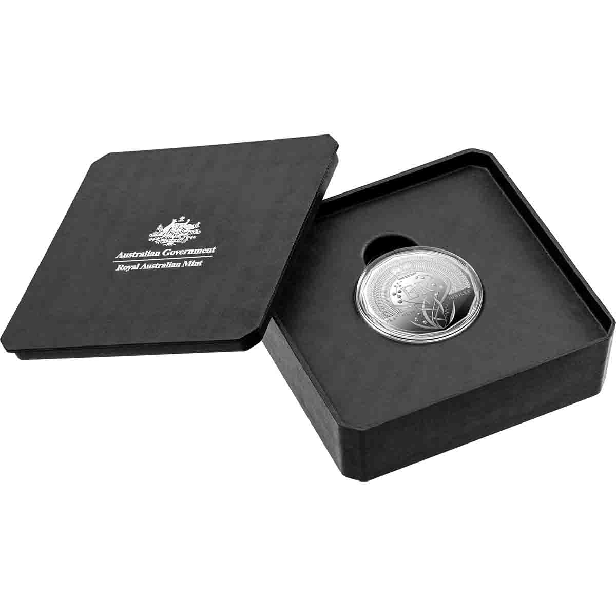 Queen Elizabeth II Platinum Jubilee 2022 50c Silver Proof Coin - Image 3